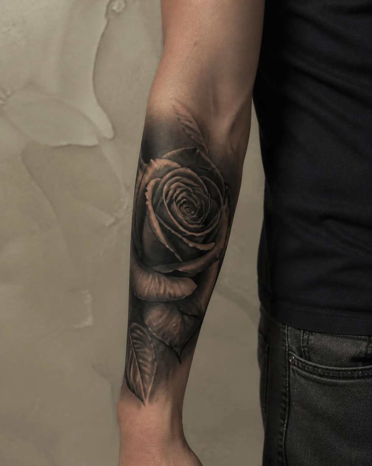 Siyah Beyaz Dövme (Black & Grey)